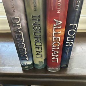 Divergent 4 book set